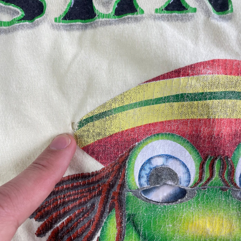 Senor Frog's Graphic T-Shirt Mens XL‎ Yellow Rasta Frog Distressed Vintage Style - Picture 7 of 10